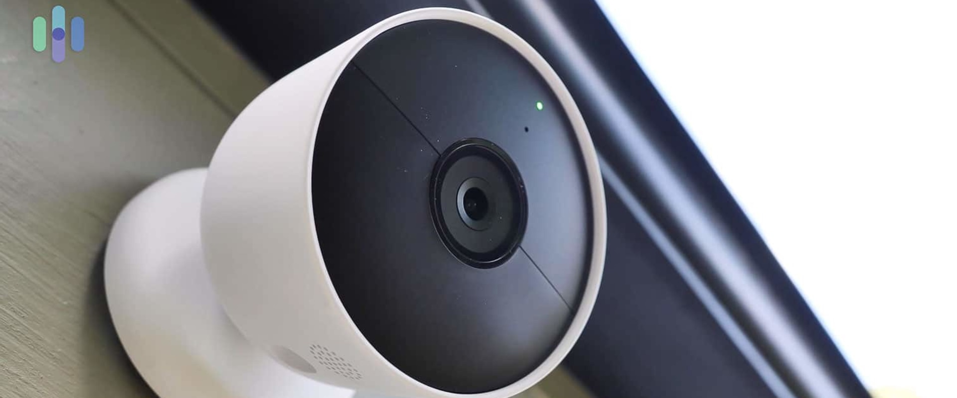 How far away can a wireless security camera work?