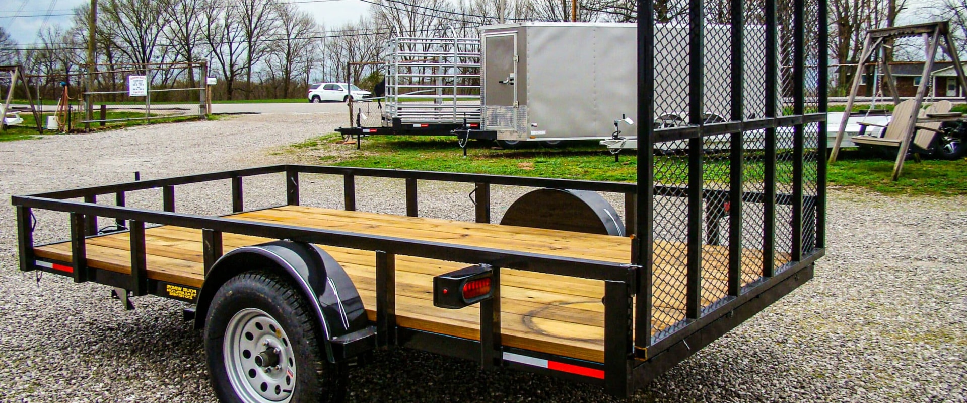 The Pros and Cons of Larger and Smaller Surveillance Trailers