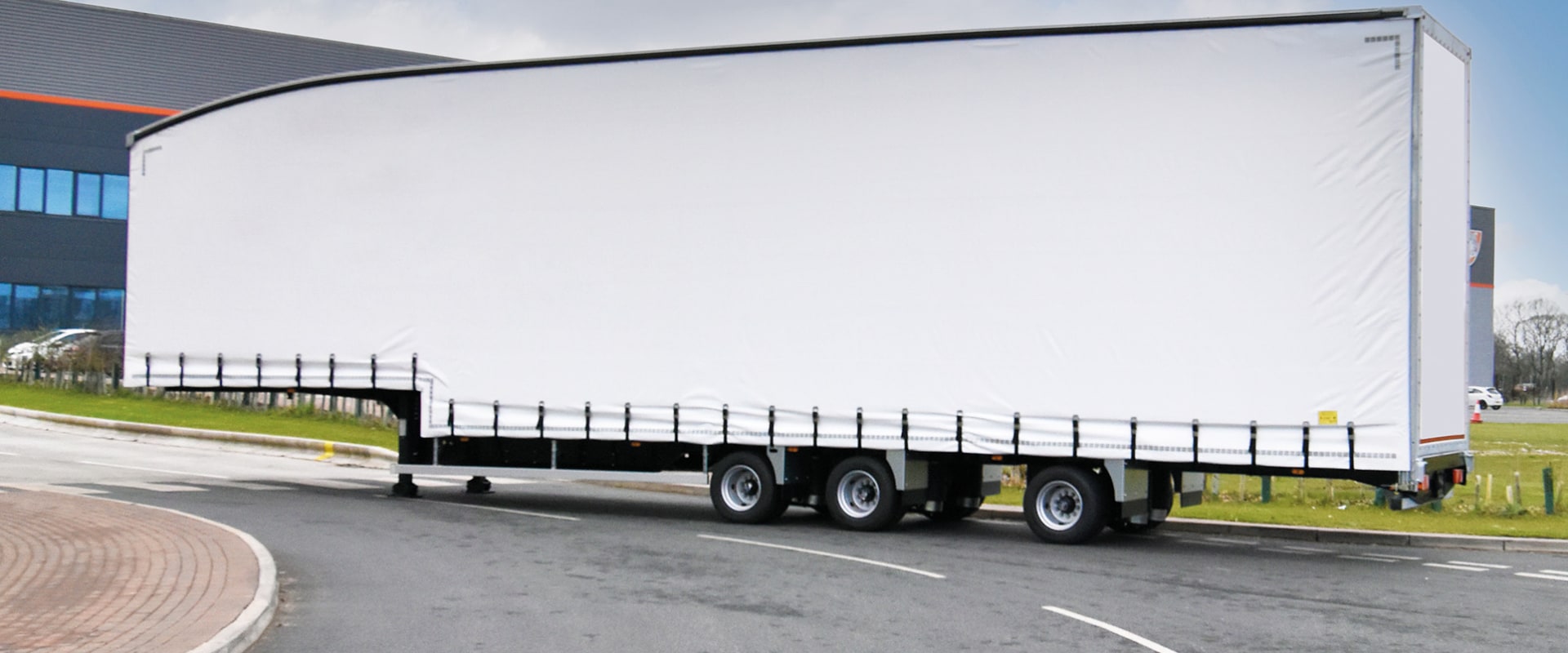 Understanding Potential Fees and Penalties for Damages or Late Returns of Surveillance Trailers